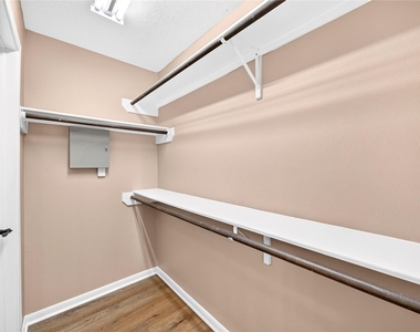 17414 Erin Way Court - Photo Thumbnail 31