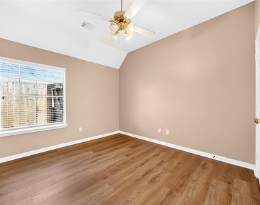 17414 Erin Way Court - Photo Thumbnail 36