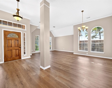 17414 Erin Way Court - Photo Thumbnail 9
