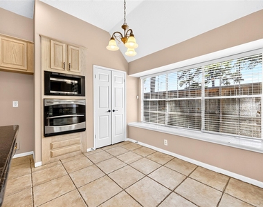 17414 Erin Way Court - Photo Thumbnail 25