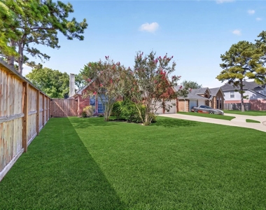17414 Erin Way Court - Photo Thumbnail 4