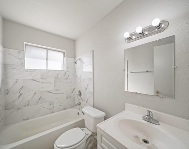 14415 Insley Street - Photo Thumbnail 9