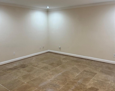 1514 Palm - Photo Thumbnail 3
