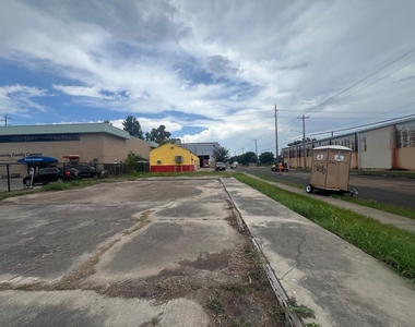 408 75th Street - Photo Thumbnail 6