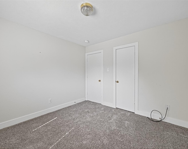 15859 E Park Court - Photo Thumbnail 16