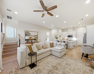 5929 Haring Lane - Photo Thumbnail 5