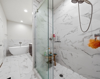 5929 Haring Lane - Photo Thumbnail 18