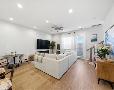 5929 Haring Lane - Photo Thumbnail 4