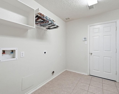 13407 Barton Meadow Lane - Photo Thumbnail 21