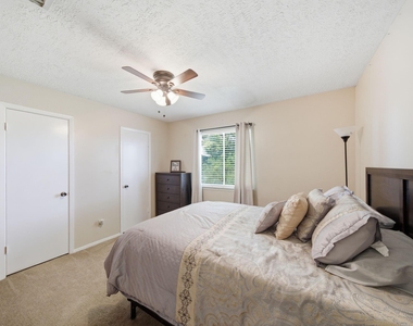 411 Forest Hills Drive - Photo Thumbnail 11