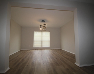 18122 Cypress Valley Lane - Photo Thumbnail 4