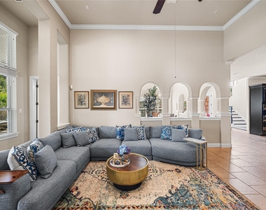 9614 Blackberry Terrace Drive - Photo Thumbnail 13