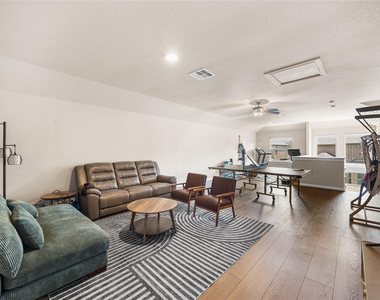 9614 Blackberry Terrace Drive - Photo Thumbnail 36