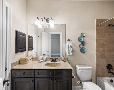 9614 Blackberry Terrace Drive - Photo Thumbnail 41