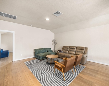 9614 Blackberry Terrace Drive - Photo Thumbnail 37
