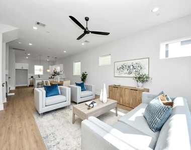 4814 Cochran Street - Photo Thumbnail 9
