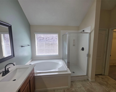 2954 Smokey Forest Lane - Photo Thumbnail 14