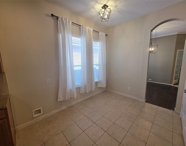 2954 Smokey Forest Lane - Photo Thumbnail 7