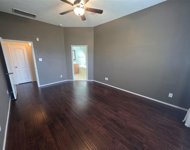 2954 Smokey Forest Lane - Photo Thumbnail 12
