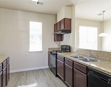 9727 Elia Court - Photo Thumbnail 4