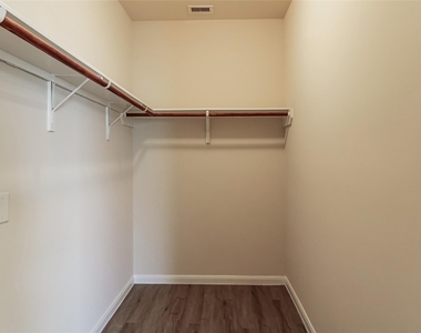 9727 Elia Court - Photo Thumbnail 13