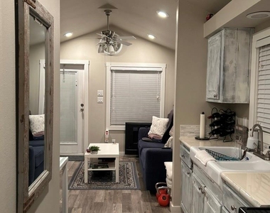 12922 N Longstreet Road - Photo Thumbnail 2