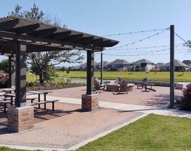 23814 Mesia Meadow Lane - Photo Thumbnail 17