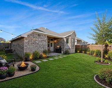 23814 Mesia Meadow Lane - Photo Thumbnail 14
