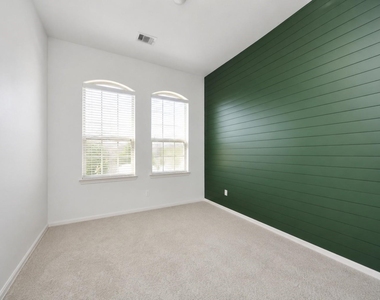 23814 Mesia Meadow Lane - Photo Thumbnail 10