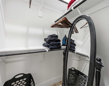 5330 Wenda Street - Photo Thumbnail 23