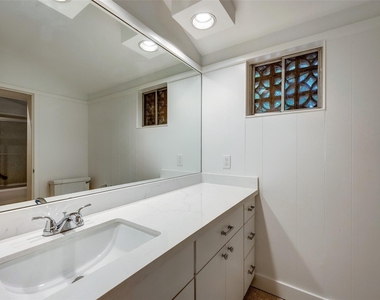 15 Saddlebrook Lane - Photo Thumbnail 32