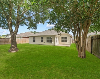 19935 Silver Rock Drive - Photo Thumbnail 18