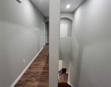 6051 25th Street - Photo Thumbnail 14