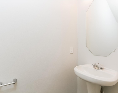 2707 Bouvardia Way - Photo Thumbnail 9