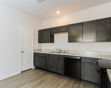 2707 Bouvardia Way - Photo Thumbnail 2