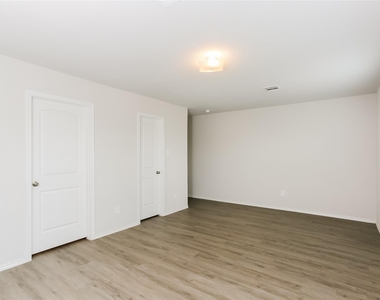 2707 Bouvardia Way - Photo Thumbnail 8