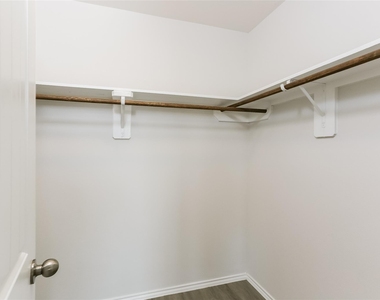 2707 Bouvardia Way - Photo Thumbnail 12