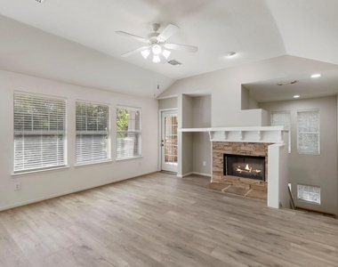 67 Woodlily Place - Photo Thumbnail 24