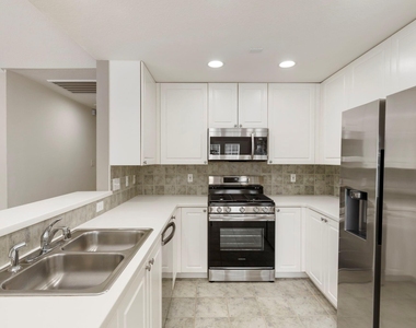 67 Woodlily Place - Photo Thumbnail 4