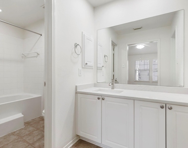67 Woodlily Place - Photo Thumbnail 12