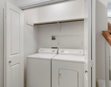 67 Woodlily Place - Photo Thumbnail 18