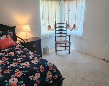 610 Palm Drive - Photo Thumbnail 23