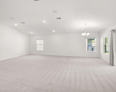 2192 Vinifera Drive - Photo Thumbnail 5