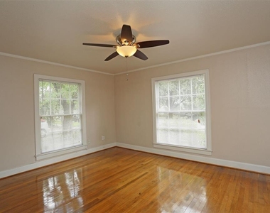 5625 Jackson Street - Photo Thumbnail 10