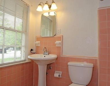 5625 Jackson Street - Photo Thumbnail 11