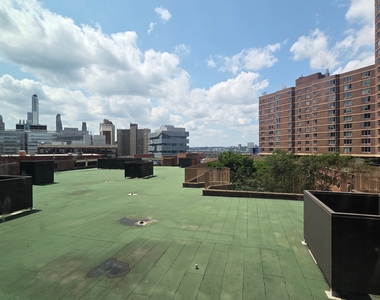 3333 Broadway - Photo Thumbnail 7