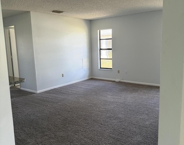 53 Nw Emerson Drive Nw - Photo Thumbnail 8