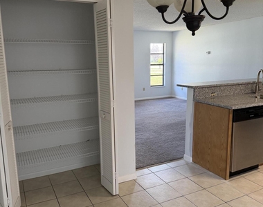 53 Nw Emerson Drive Nw - Photo Thumbnail 3