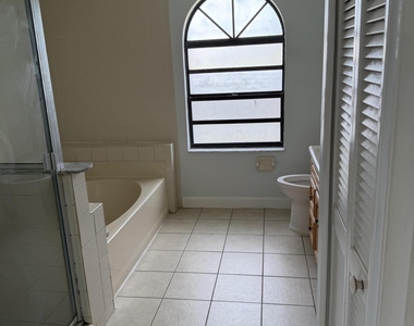 53 Nw Emerson Drive Nw - Photo Thumbnail 10
