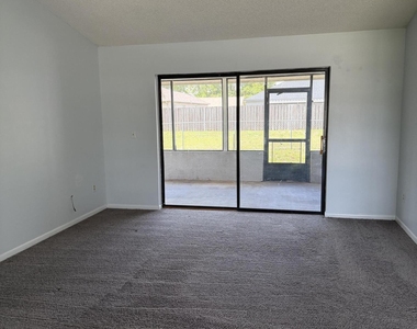 53 Nw Emerson Drive Nw - Photo Thumbnail 5